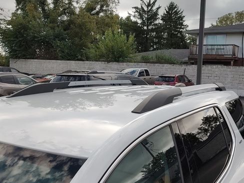 Used 2018 GMC Acadia SLT image 27