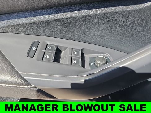 Used 2024 Volkswagen Jetta SE FWD image 27
