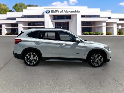 Used 2017 BMW X1 xDrive28i AWD/4WD image 8