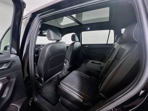 Used 2024 Volkswagen Tiguan SEL R-Line AWD/4WD image 24