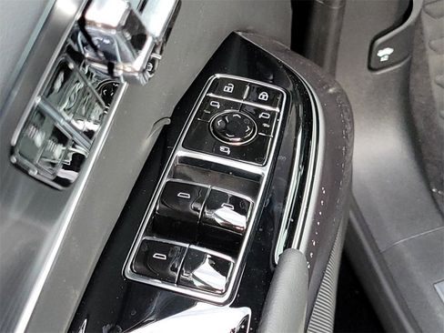 New 2025 Cadillac Lyriq Sport image 17