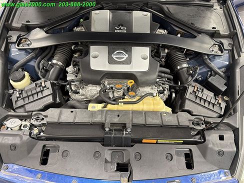 Used 2016 Nissan 370Z Coupe RWD image 6