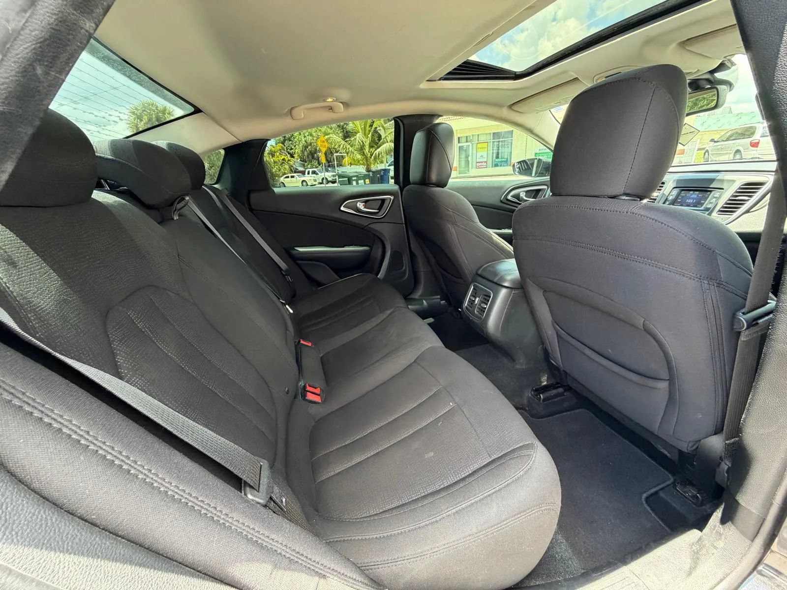 Used 2015 Chrysler 200 Limited w/ Convenience Group FWD image 26