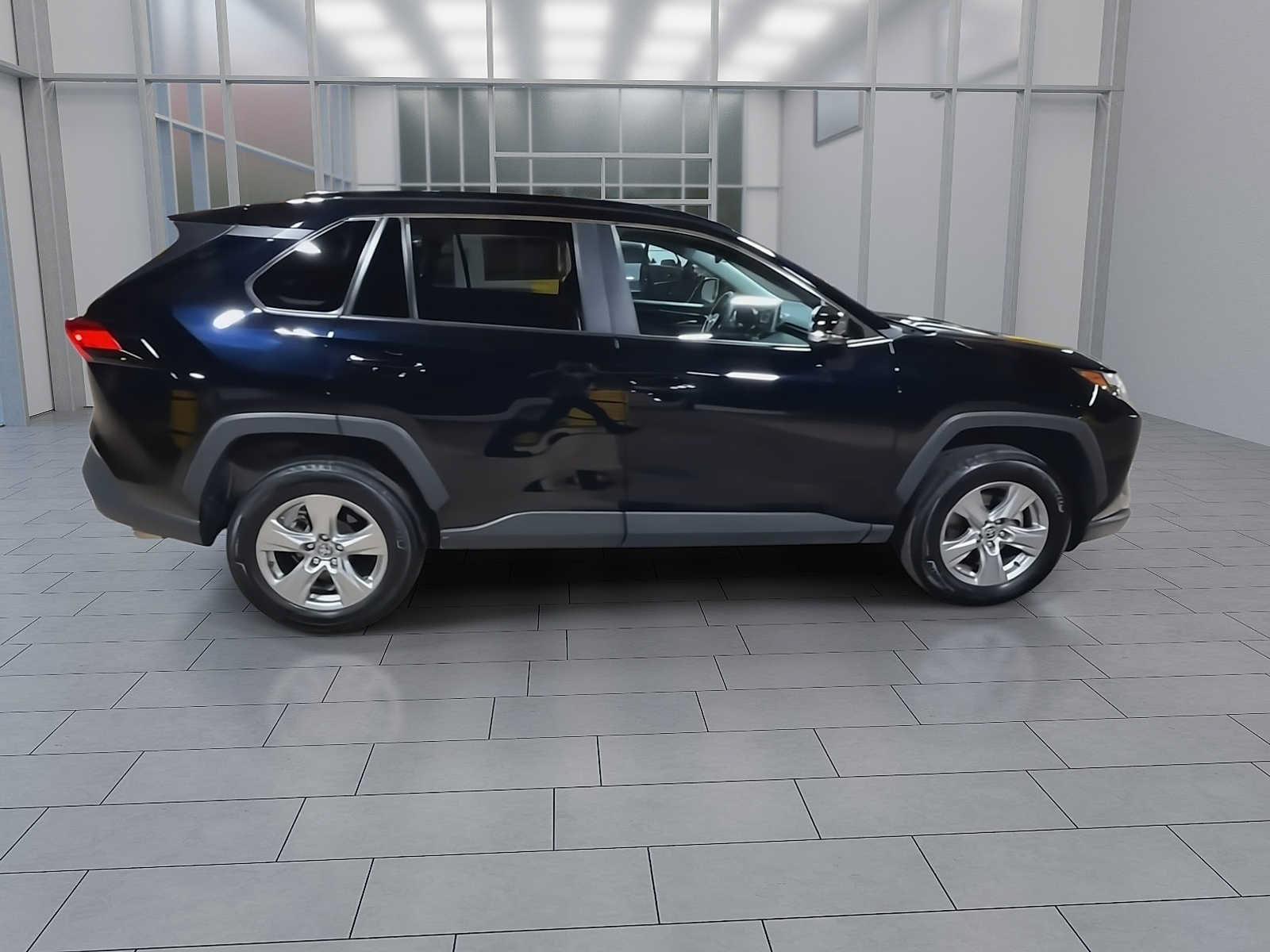 Certified 2025 Toyota RAV4 XLE AWD/4WD image 9