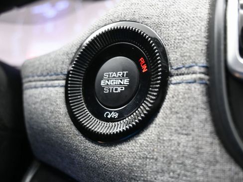 Used 2022 Jeep Compass Latitude image 21