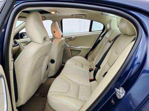 Used 2014 Volvo S60 T5 w/ Climate Package FWD image 23