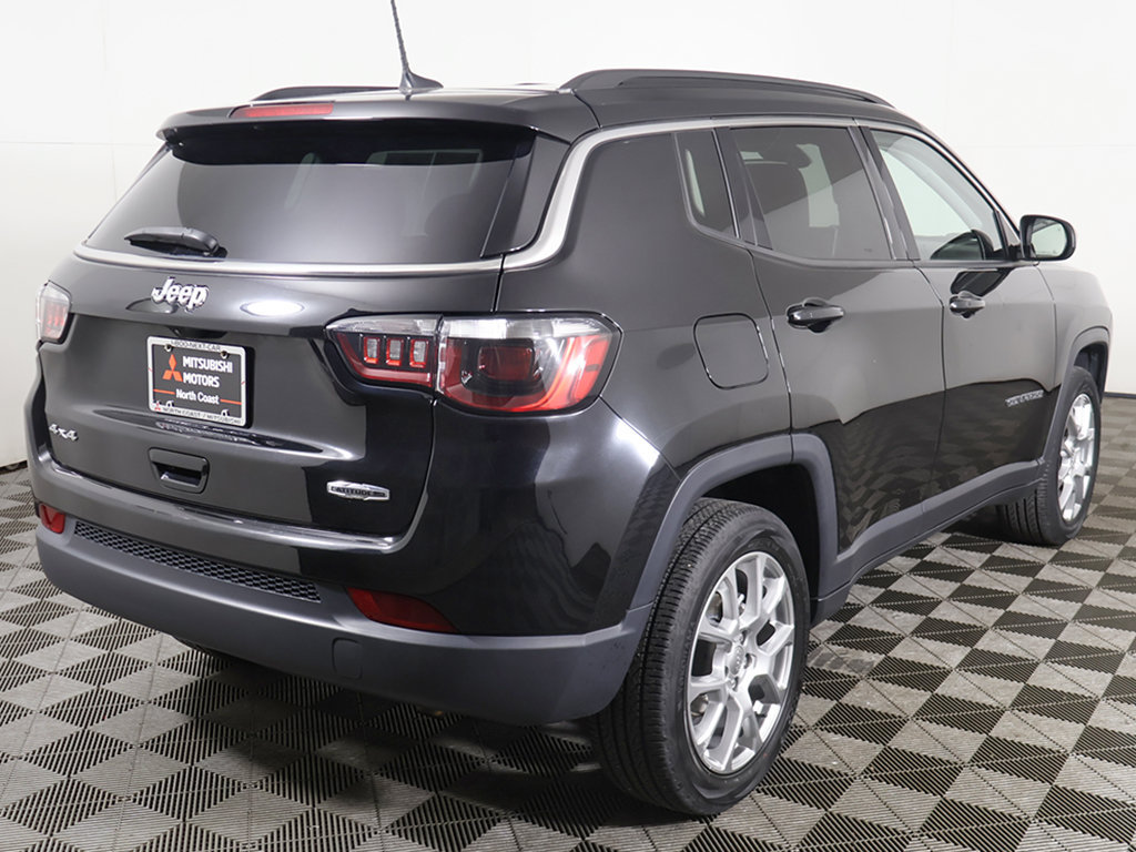 Used 2022 Jeep Compass Latitude AWD/4WD image 9