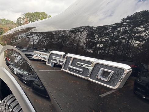 Used 2014 Ford F150 FX4 w/ Equipment Group 402A Luxury image 16