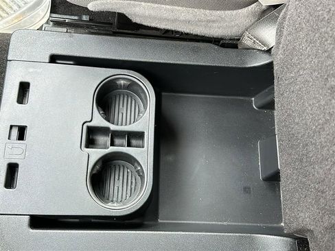 Used 2019 Ford F150 XLT image 24