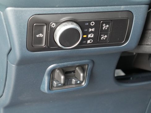 New 2025 Ford Maverick XLT w/ XLT Luxury Package image 5