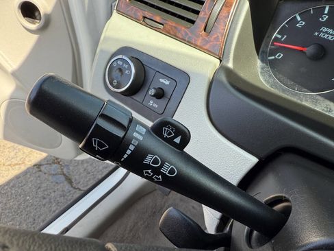 Used 2013 Chevrolet Impala LT image 24