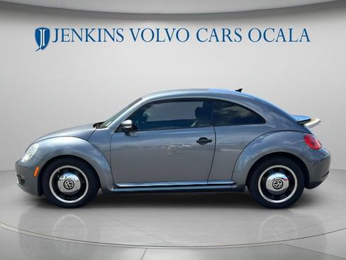 Used 2016 Volkswagen Beetle 1.8T Classic FWD image 6