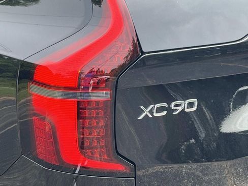 New 2026 Volvo XC90 T8 Ultra w/ Protection Package Premier AWD/4WD image 10