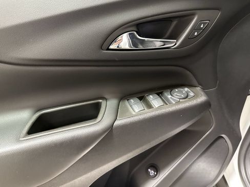 Used 2023 Chevrolet Equinox LT FWD image 20