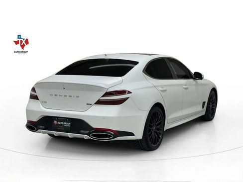 Used 2022 Genesis G70 3.3T Launch Edition image 7