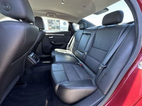Used 2016 Chevrolet Impala LT w/ Convenience Package FWD image 23