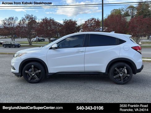 Used 2022 Honda HR-V LX image 7