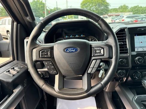 Used 2018 Ford F150 XLT w/ Equipment Group 302A Luxury AWD/4WD image 29
