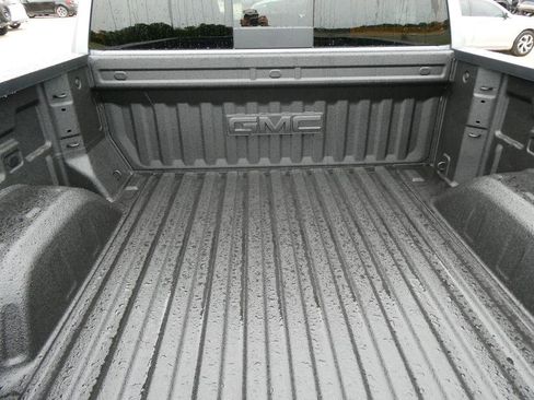 New 2026 GMC Sierra 1500 Elevation AWD/4WD image 8