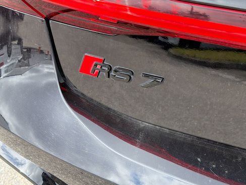 Used 2022 Audi RS 7 Sportback image 11