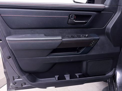 Used 2023 Toyota Sequoia TRD Pro AWD/4WD image 15