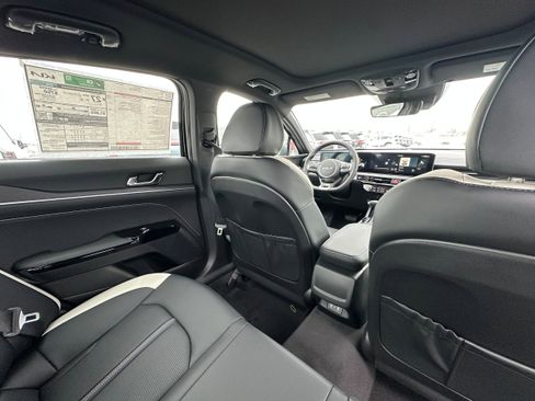 New 2026 Kia K5 GT-Line image 17