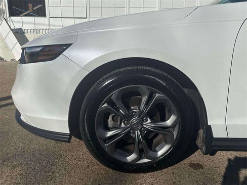 Used 2023 Honda Accord EX image 5