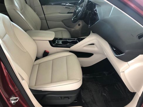 Used 2023 Buick Envision Essence AWD/4WD image 11