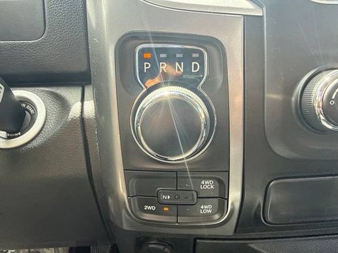Used 2022 RAM 1500 Classic SLT AWD/4WD image 25