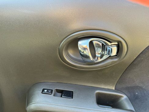 Used 2010 Nissan Cube 1.8 S Krom Edition w/ Interior Designer Pkg FWD image 35