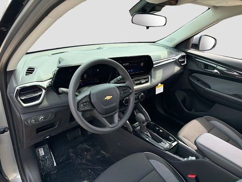 New 2026 Chevrolet TrailBlazer LT FWD image 10
