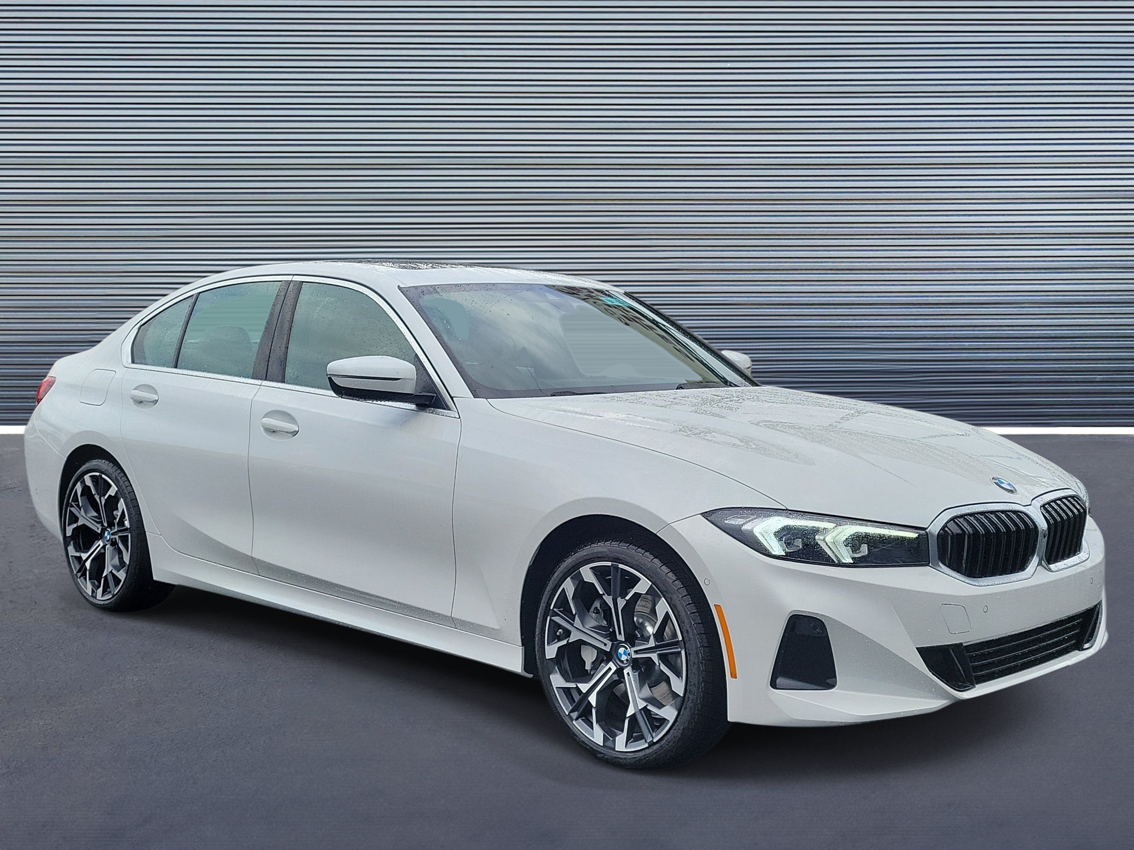 New 2026 BMW 330i Sedan w/ Premium Package RWD image 2