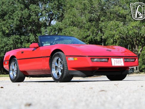 Used 1989 Chevrolet Corvette Convertible image 18