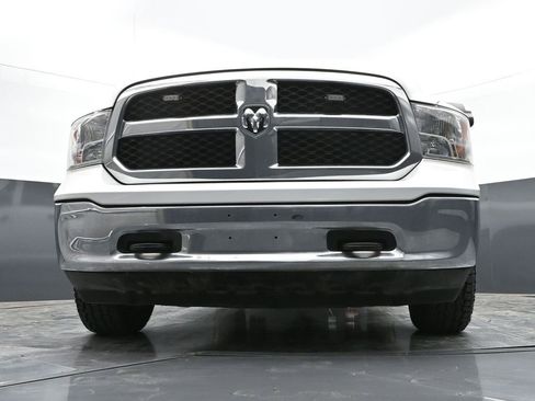 Used 2022 RAM 1500 Tradesman w/ Chrome Appearance Group AWD/4WD image 39