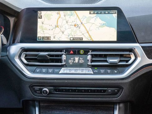 Used 2020 BMW 330i xDrive Sedan w/ Convenience Package image 19