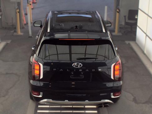 Used 2021 Hyundai Palisade Calligraphy w/ Winter Package FWD image 6