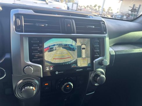 Used 2022 Toyota 4Runner SR5 Premium AWD/4WD image 15