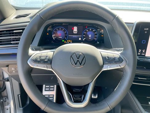 Used 2026 Volkswagen Atlas Cross Sport SEL Premium R-Line AWD/4WD image 39