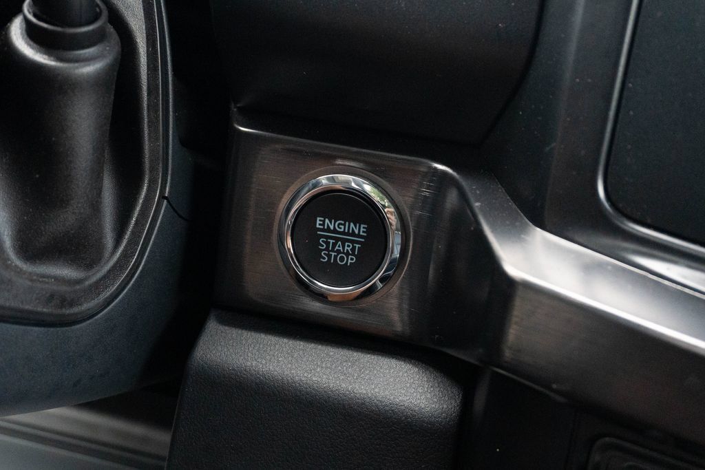 Used 2026 Ford F350 Lariat w/ Tremor Off-Road Package AWD/4WD image 35
