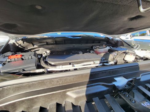 Used 2025 GMC Sierra 1500 Elevation image 30