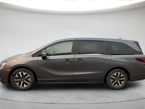 Used 2025 Honda Odyssey EX-L image 9