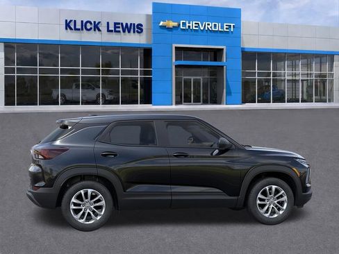 New 2026 Chevrolet TrailBlazer LS AWD/4WD image 5