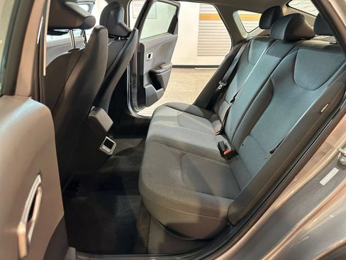 Used 2025 Kia K4 FWD image 25