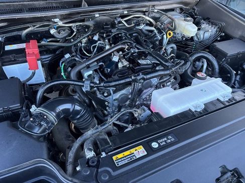 Used 2025 Toyota 4Runner TRD Off-Road image 26