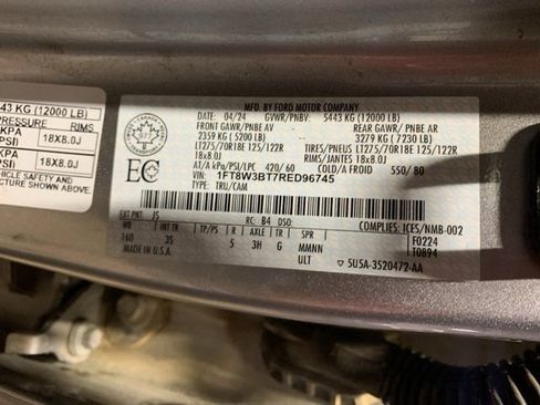 Used 2024 Ford F350 XLT image 31