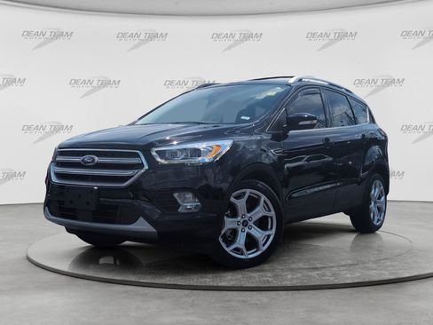 Used 2017 Ford Escape Titanium w/ Equipment Group 301A AWD/4WD image 4