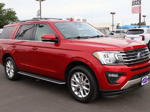 Certified 2021 Ford Expedition XLT RWD image 13