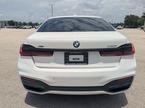 Used 2022 BMW 750i xDrive w/ M Sport Package AWD/4WD image 6