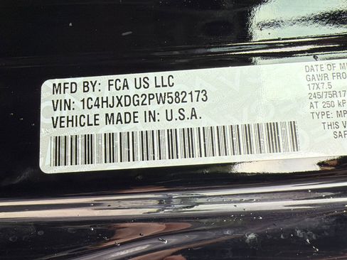 Used 2023 Jeep Wrangler Unlimited Sport AWD/4WD image 15