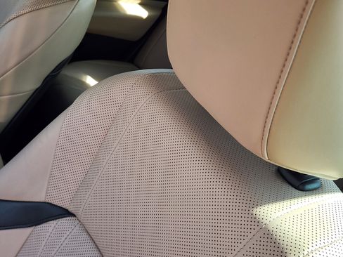 Used 2019 Lexus ES 350 w/ Accessory Package 2 image 17